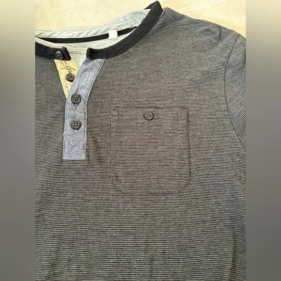 GUESS Charcoal Long Sleeve Henley Shirt - Picture 3 of 9